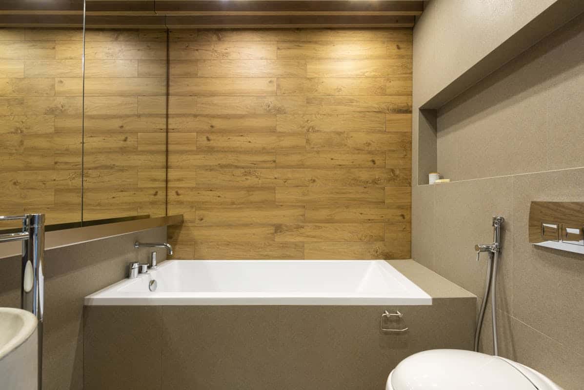 10 Best Bathtub Remodeling Ideas